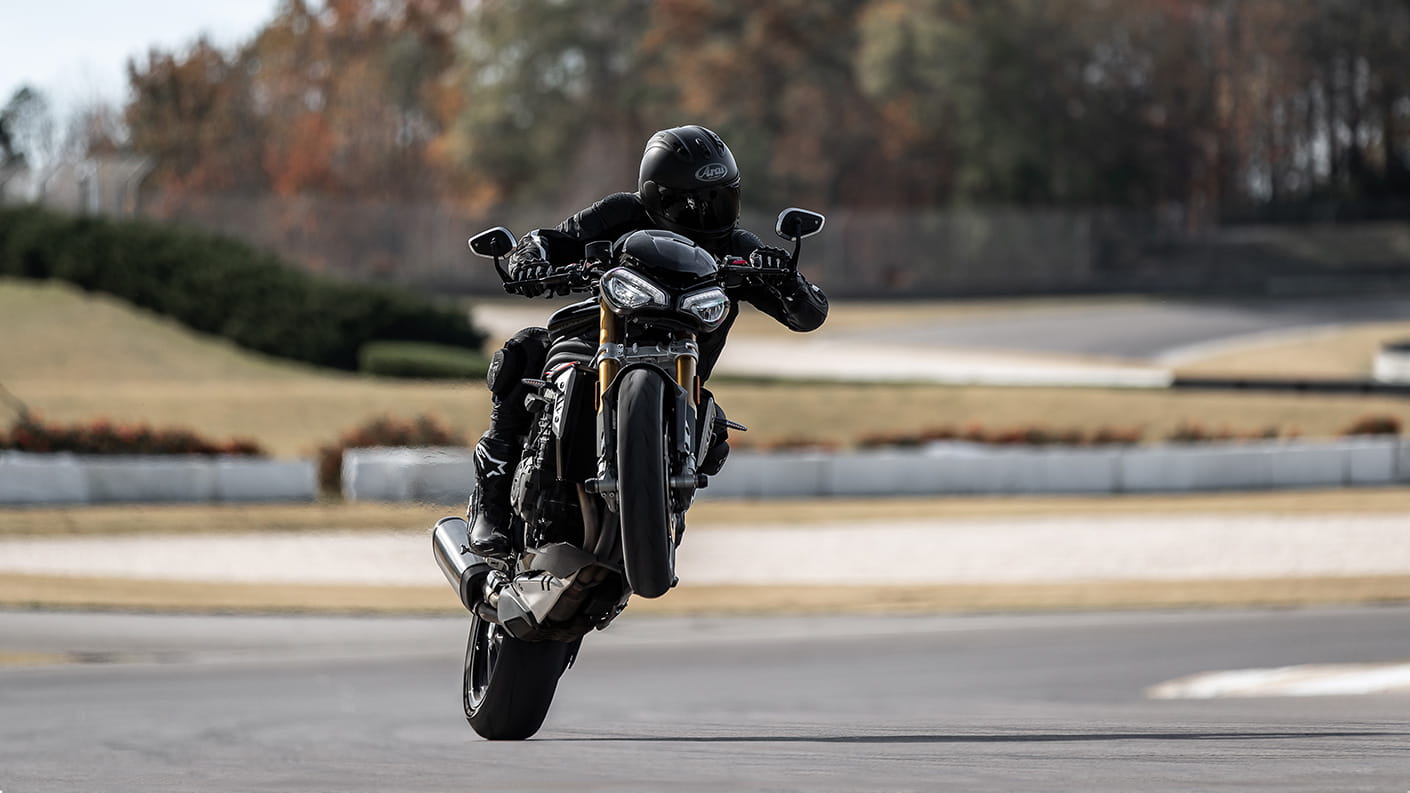 Triumph street sales triple 1200 rs